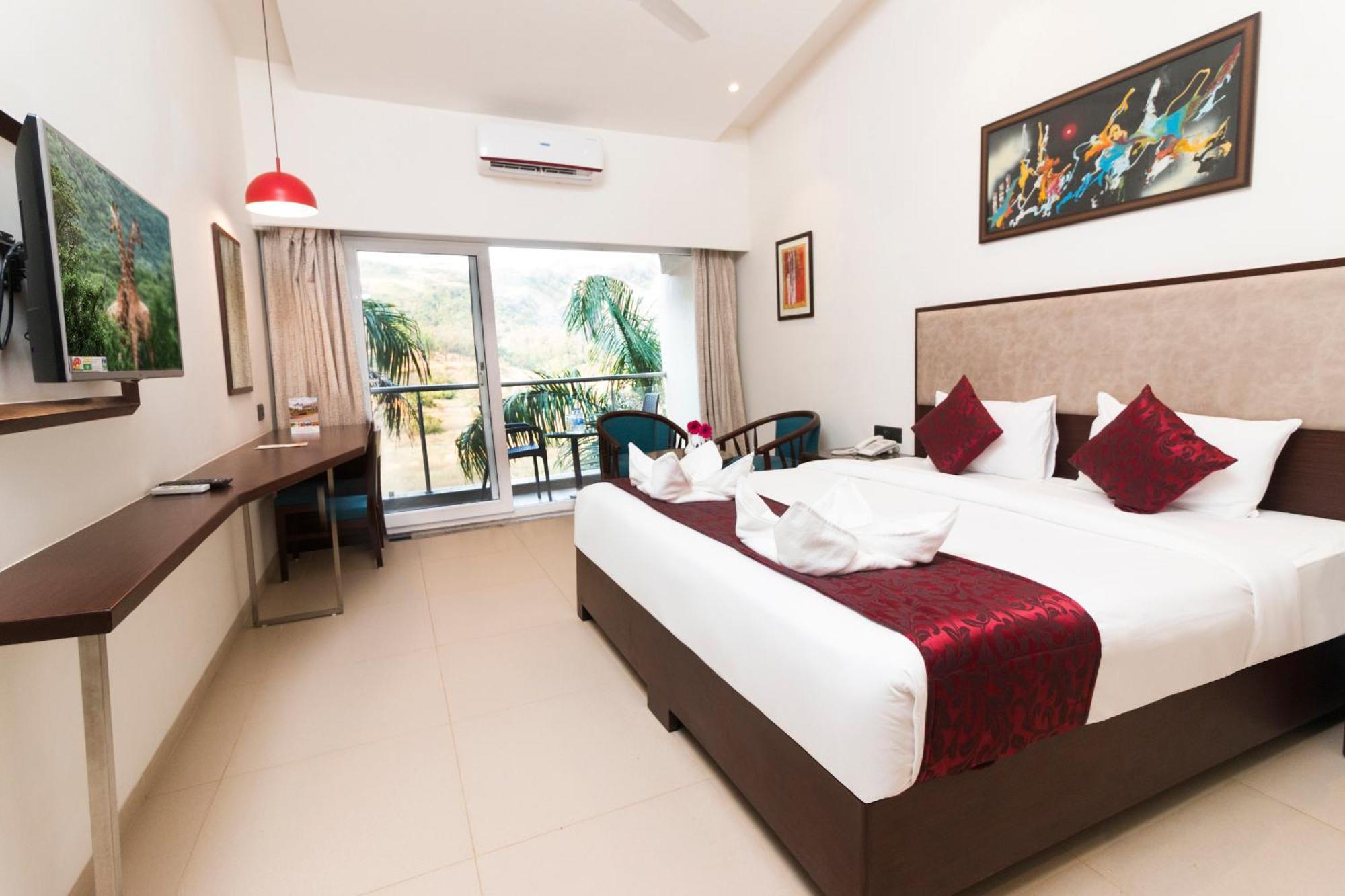 7 Apple Resort Lonavala Extérieur photo