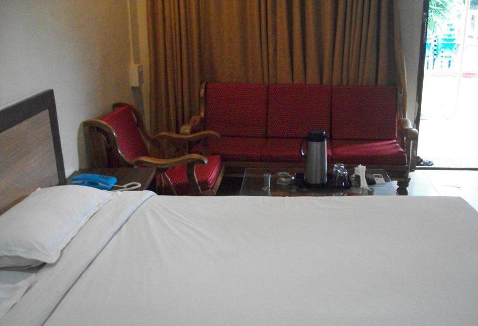 7 Apple Resort Lonavala Chambre photo