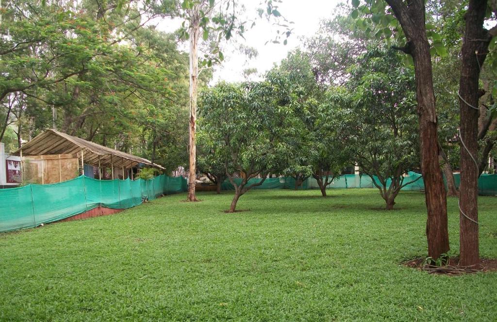 7 Apple Resort Lonavala Extérieur photo