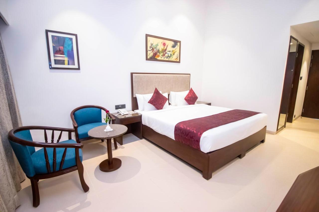 7 Apple Resort Lonavala Extérieur photo